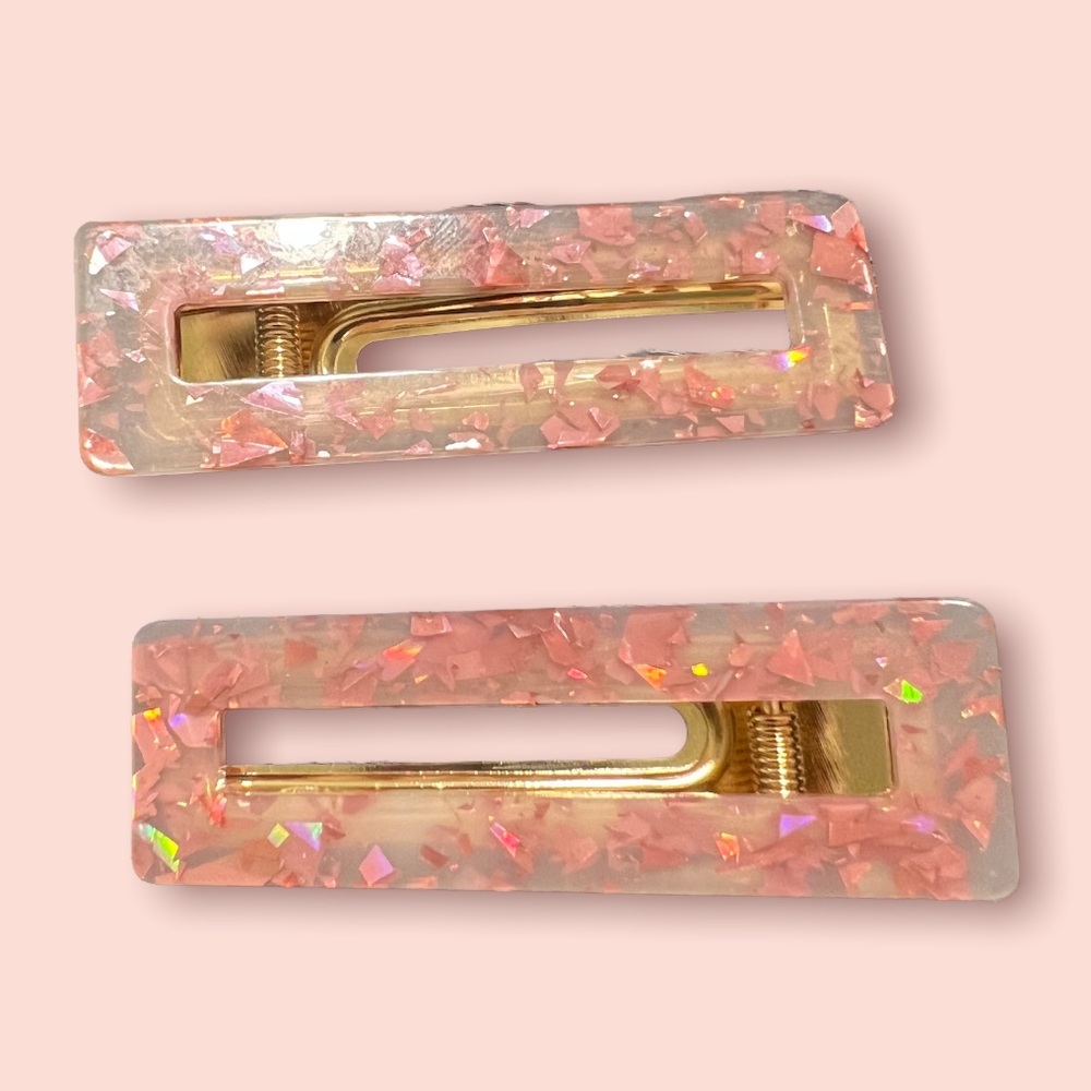 Hair Clips 2 Piece Holographic Pink Hair Set Barrettes Beautiful Acrylic Resin